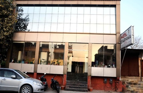 Chitrakoot Hotel | Hotel Svarnima By WB Inn