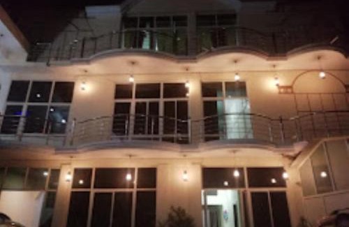 Datia Hotel | Hotel Tanya Palace,Datia