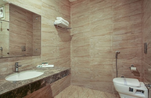 Katra Hotel | Hotel The Royal Krishna