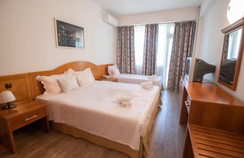Ohrid Hotel | Hotel Tourist - Metropol Lake Resort