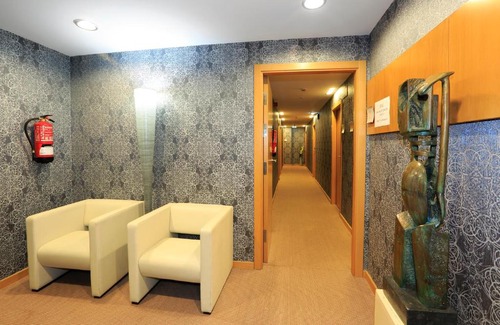 Elgoibar Hotel | Hotel Txarriduna