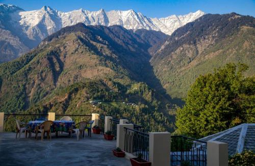 Naddi Hotel | Hotel Udechee Huts, McLeod Ganj
