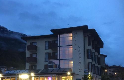 Vezzano Hotel | Hotel Vezzano