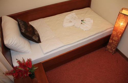 Rana Hotel | Hotel Villa Garden Ulcinj-Ulqin