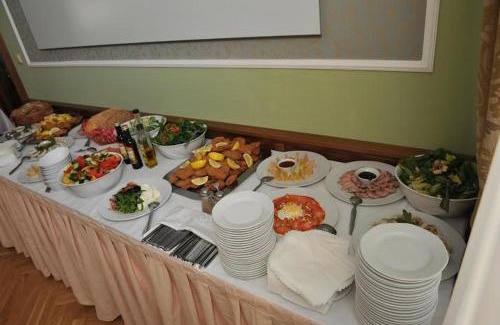 Kunice Hotel | Hotel Zámek Berchtold