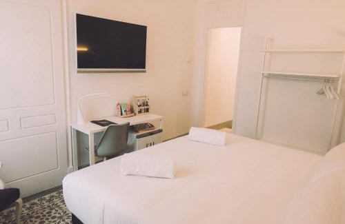 Passeig i Rodalia Hotel | Hotelet Casa Padró