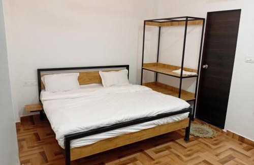 Kekri Hotel | Hotelgulabinn