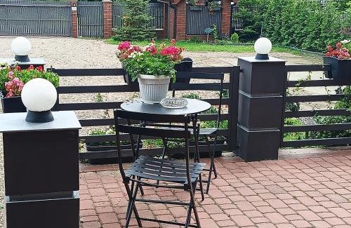 Baluty House | Hotelik rodzinny 365 pokoje z łazienkami