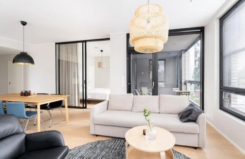 Tampere Apartment | Hotellitason kodikas 90 m2 huoneisto