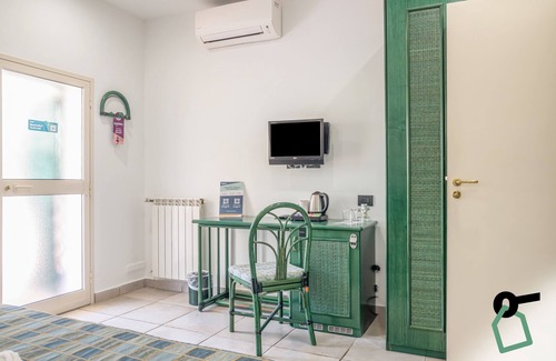 Mazzaforno Hotel | HOTIDAY Room Collection - Cefalù Mazzaforno