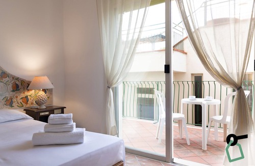 Spisone Hotel | Hotiday Taormina Mare