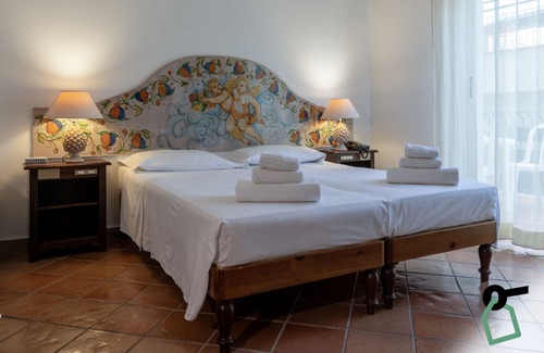 Spisone Hotel | Hotiday Taormina Mare