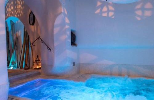 Vezzano Ligure Hotel | Hotiday Vezzano Ligure
