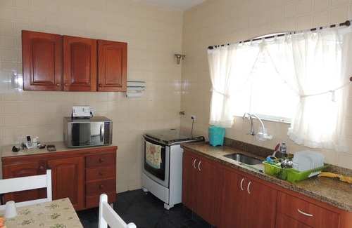 Itanhaem House | House 1 Suite and 2 Bedrooms - Jd. Suarão - Itanhaém