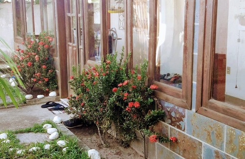 Jacone House | House 2 blocks from Jaconé beach, prime street 5 minutes from the main shops