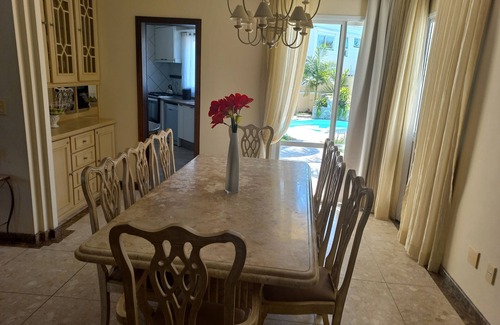 Jurere Internacional House | House for 12 people in Jurerê Internacional 200 m from the beach