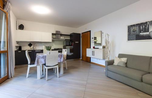 Trezzano sul Naviglio Apartment | House Garden Milano