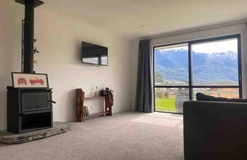 Glenorchy House | House in central Glenorchy