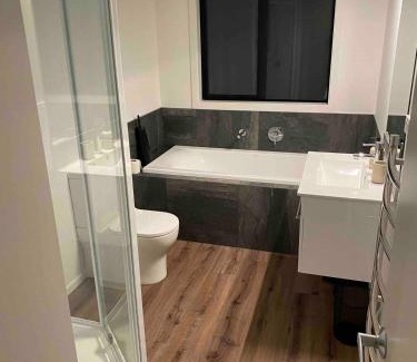 Glenorchy House | House in central Glenorchy