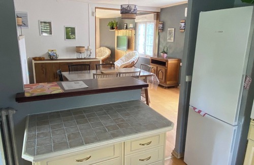Dienville Cottage | House in Dienville by the river 6 sleeps possible Lake very close by