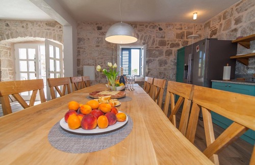 Mocici House | House in Močići with Private Pool and Panoramic View