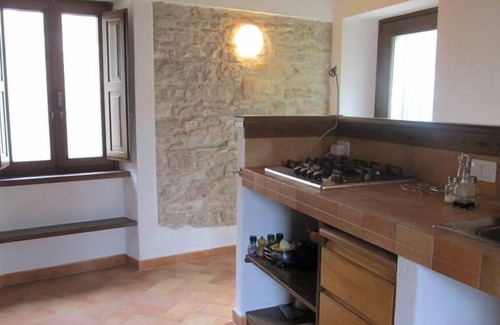 Piobbico House | HOUSE in the HEART of the MEDIEVAL VILLAGE, indipendent entrance with garden