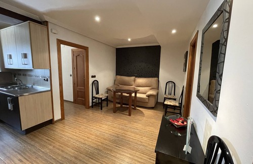 Iznatoraf Apartment | house in the middle