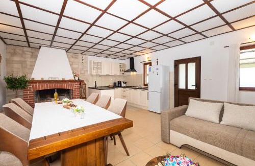 Supetar House | House Mario