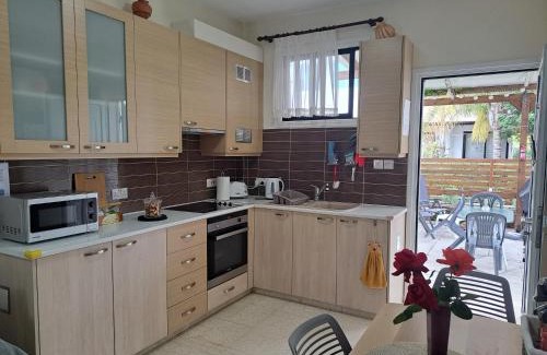 Pervolia House | House Near The Beach (Militsa & Aggeliki)