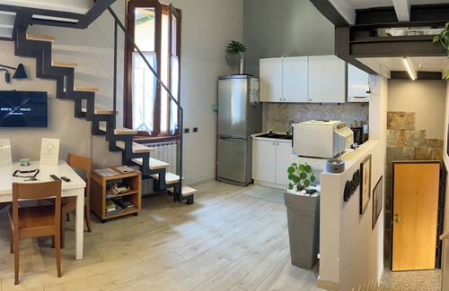 Gardone Riviera Apartment | House near the lakefront