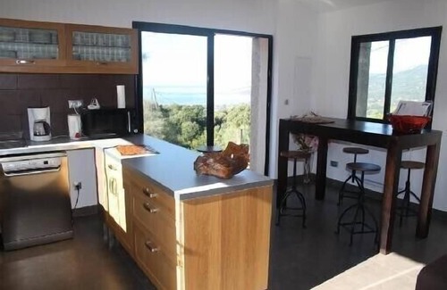 Viggianello House | House of character between sea and mountains overlooking the Gulf of Valinco