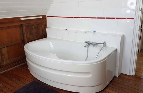 Porspoder House | House of character completely renovated 150m from the beach in Porspoder