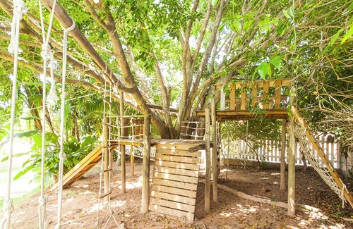 Porto da Lagoa House | House of Dreams in Florianóplois with maid