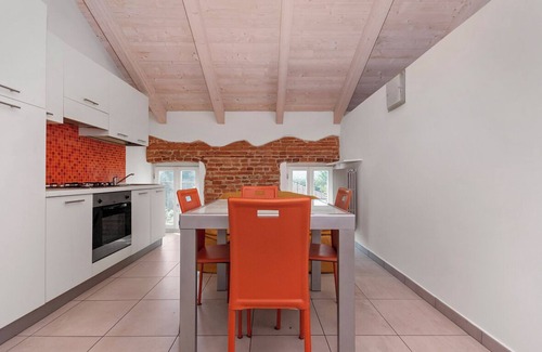 Pollenzo Apartment | House of Pollenzo, Roman gate connecting the Langhe to the Roero region