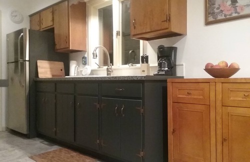 Pawling House | House on Appalachian Trail, walking distance from NYC trains. 3bd/1ba, 3 acres