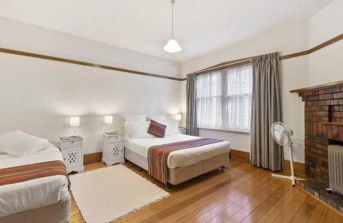 Hobart Central Business District House | House on Princes