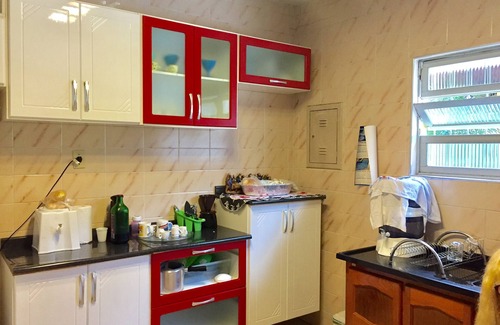 Peruibe House | House on the beach with Pool and Barbecue. Air conditioning.