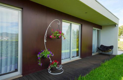 Guimaraes House | House on the Top Guimarães