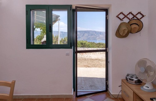 Cove Basina (Jelsa) House | House Plani Rat
