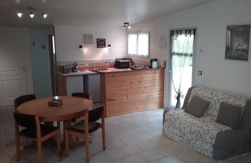 Liez Cottage | HOUSE STUDIO 50M² +SPA+HEATED POOL IN QUIET MARAIS POITEVIN IN VENDEE