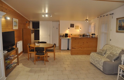Liez Cottage | HOUSE STUDIO 50M² +SPA+HEATED POOL IN QUIET MARAIS POITEVIN IN VENDEE