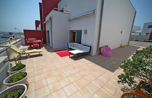 Barra Apartment | House with shared pool and garage 100 meters from the beach and overlooking the Ria