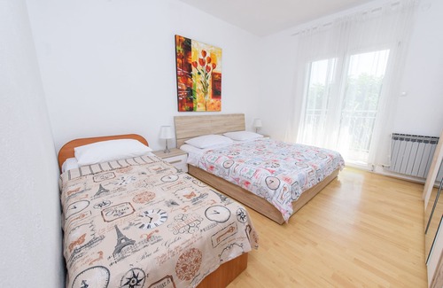 Dracevac Apartment | House with big private swimming pool, Big BBQ Area