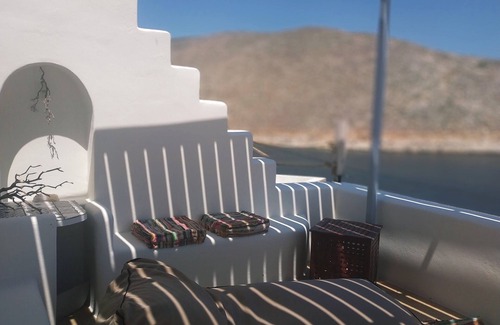 Panormos Villa | House with character