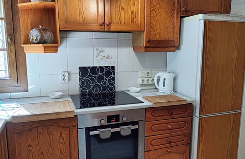 L'Escala House | House with community pool 1 km from Empuries beaches