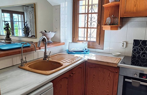 L'Escala House | House with community pool 1 km from Empuries beaches