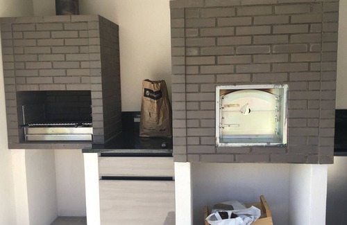 Taluyers House | House with heated pool and summer kitchen