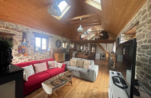 Plouarzel House | HOUSE WITH INTERIOR SWIMMING POOL WITH SEA VIEW, mini golf, gym