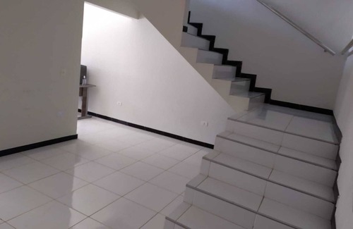 Triunfo House | House with leisure area, barbecue and swimming pool. In the center near the cable car