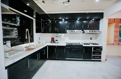 Acapulco House | House with spectacular bay views